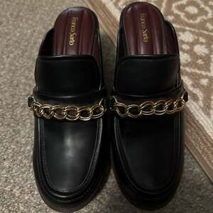 Franco Sarto Katra Clog Mules with Chain Detail Size 9M